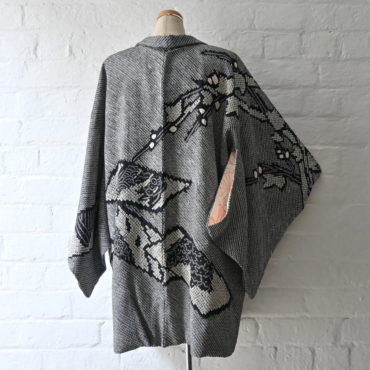 Vintage Women's Black Silk Shibori Haori