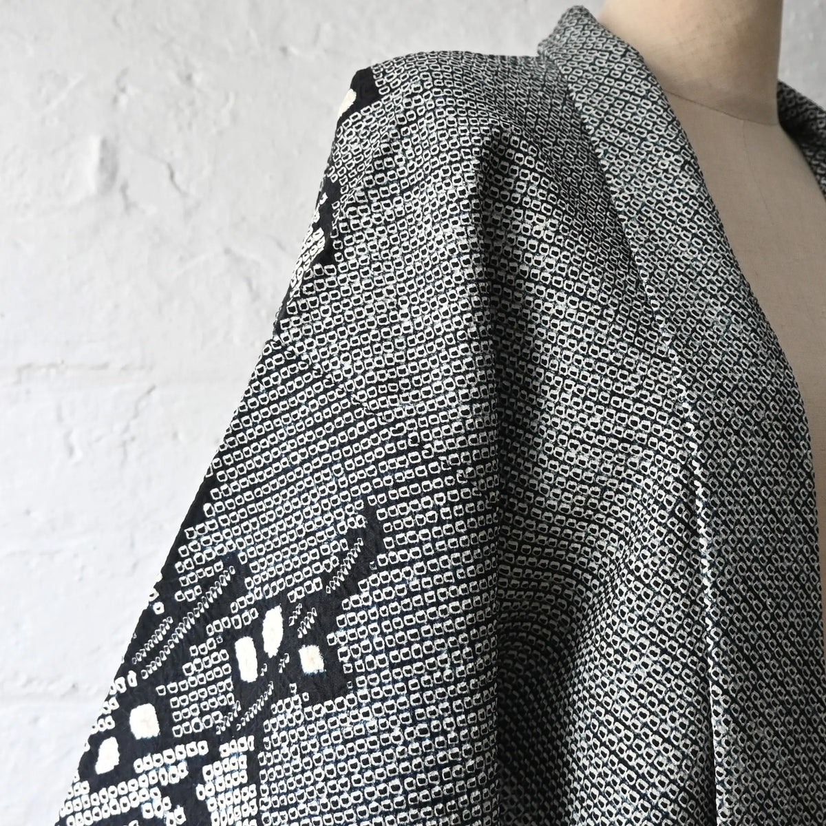Vintage Women's Black Silk Shibori Haori