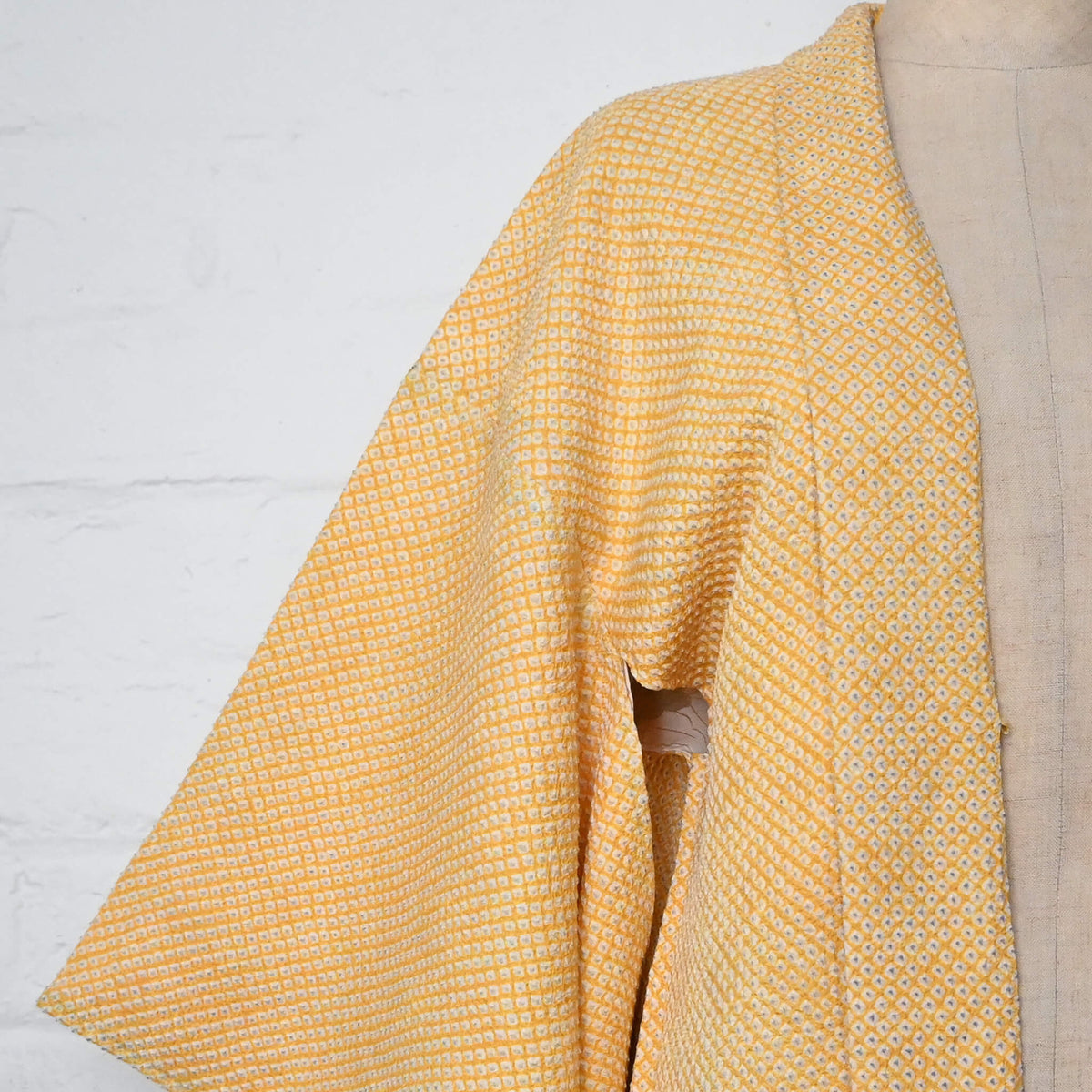Vintage Women's Pastel Yellow Silk Shibori Haori