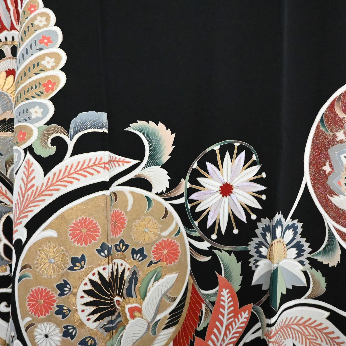Vintage Women's Black Formal Kimono 'Tomesode'