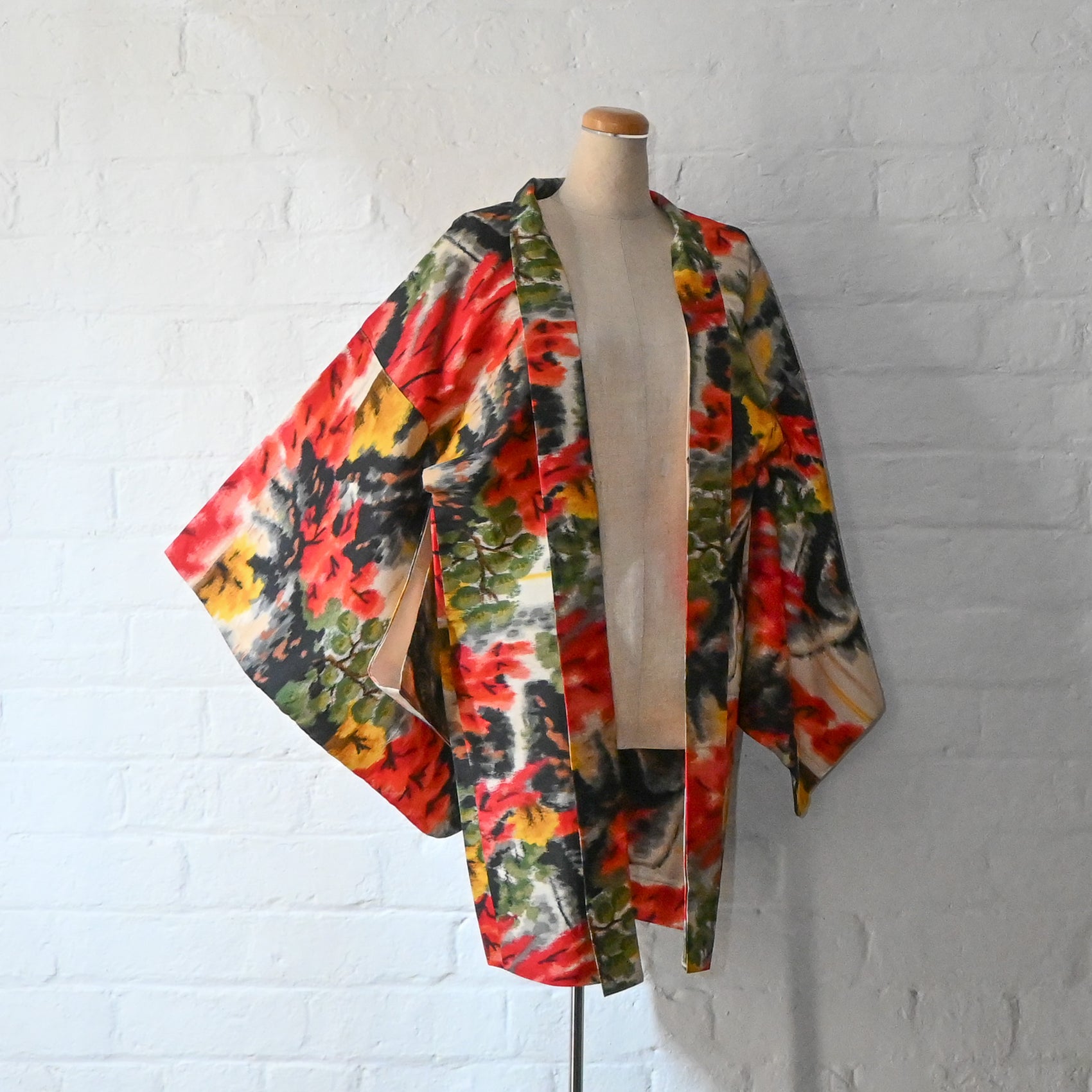 Vintage Women's Meisen Silk Haori
