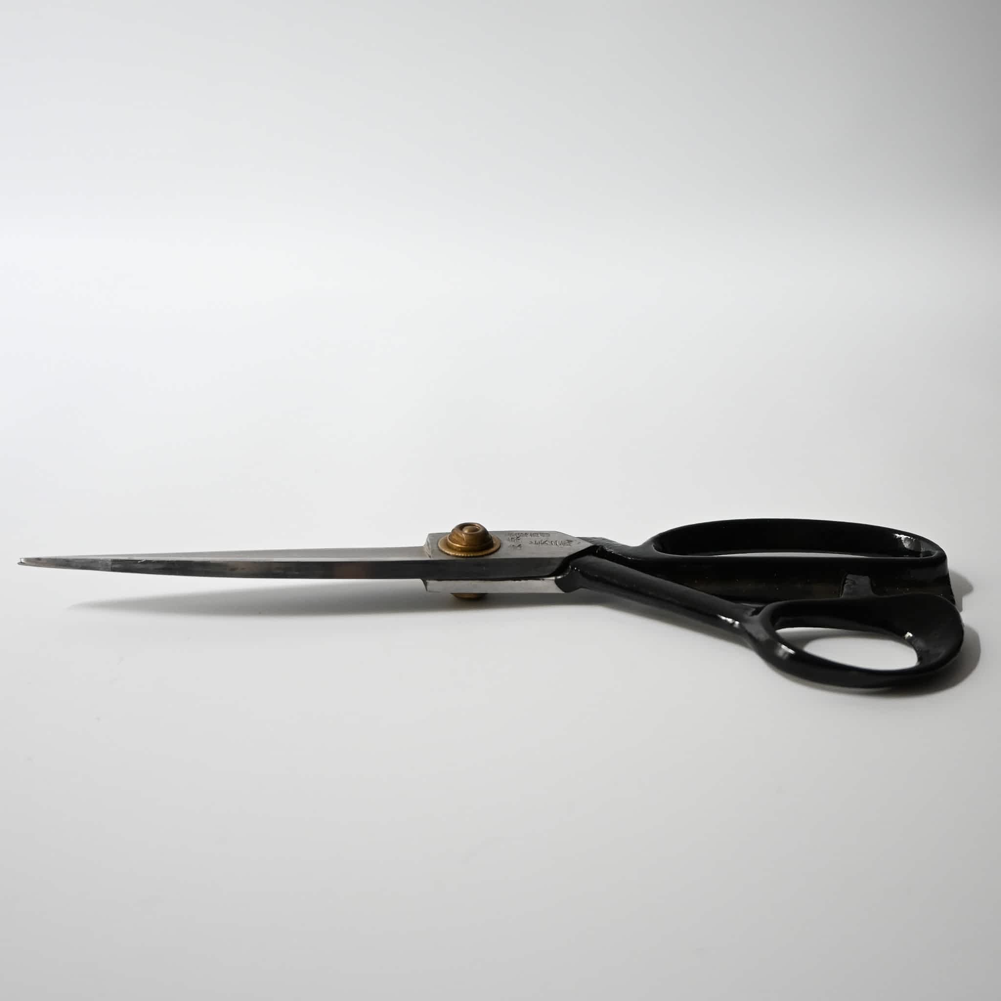 Vintage Japanese Fabric Scissors – Ziguzagu Textiles