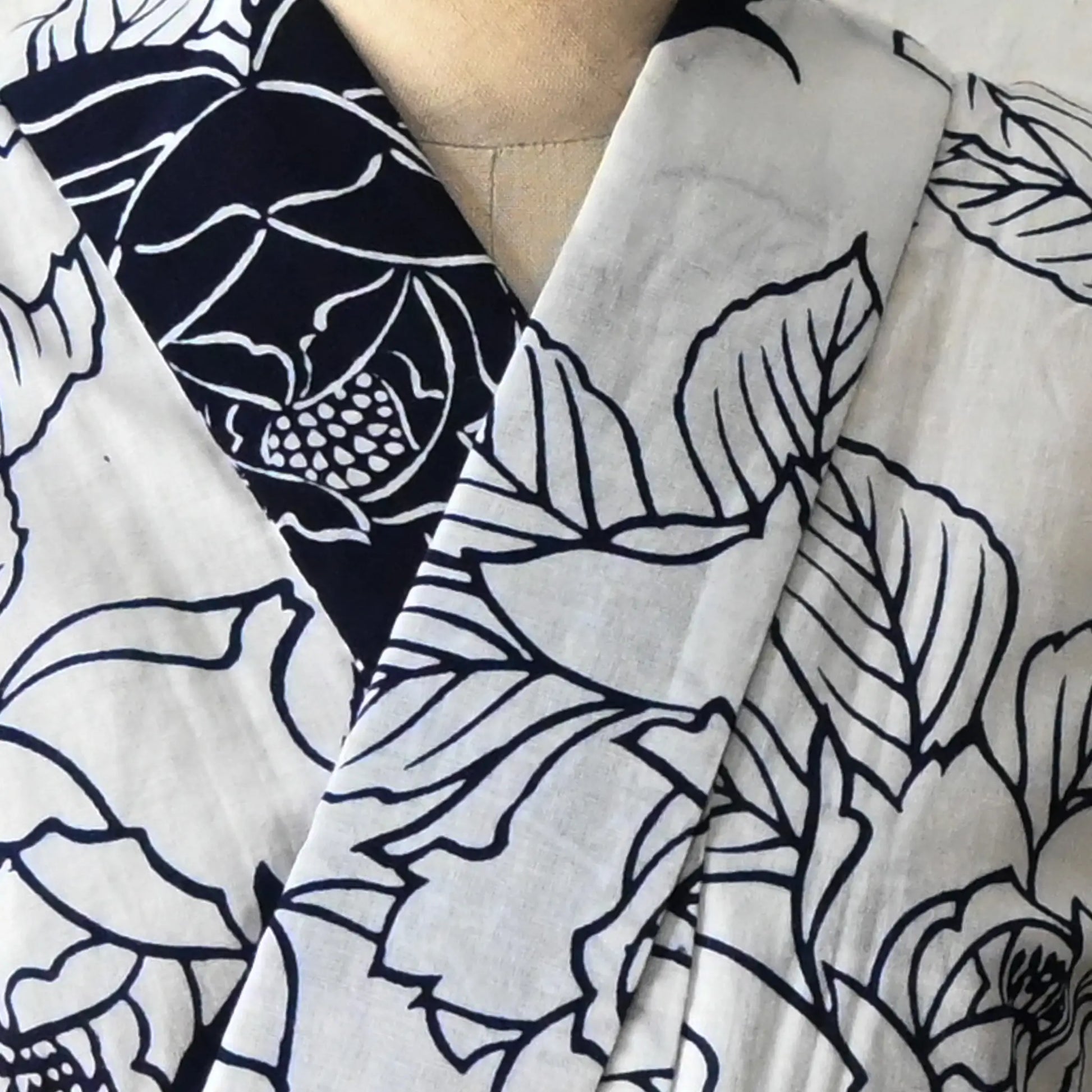 Close up shot of neckline.