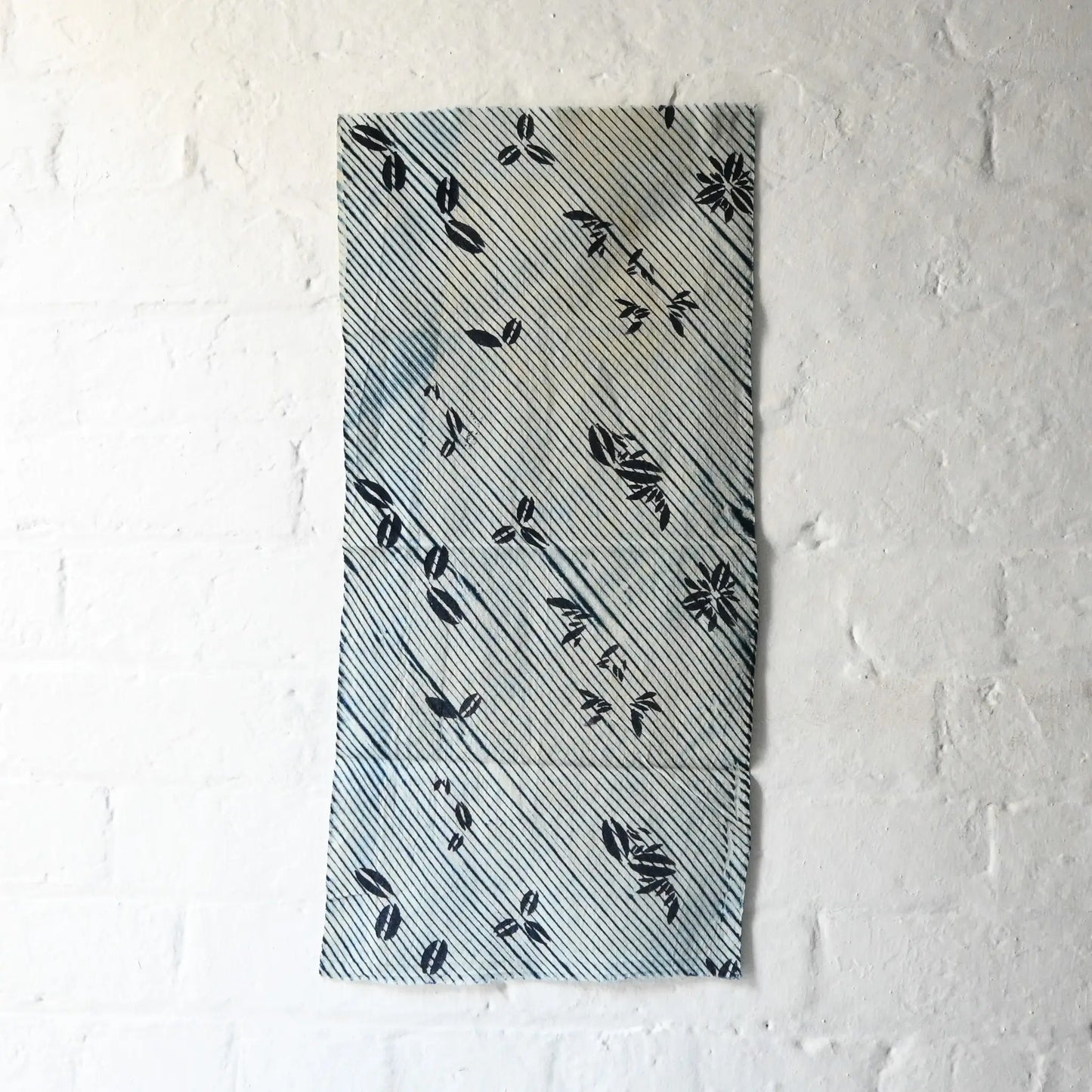 Antique Japanese shibori dyed cotton piece from the early 20th century.