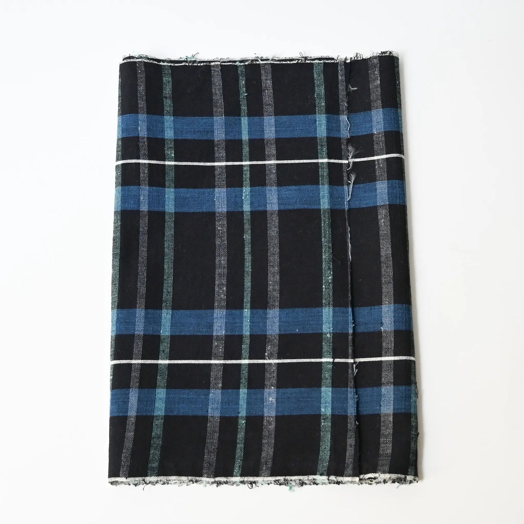  Vintage zanshi-ori cotton fabric from a futon cover, a classic check pattern in indigo, mint green , and soft pink tones.