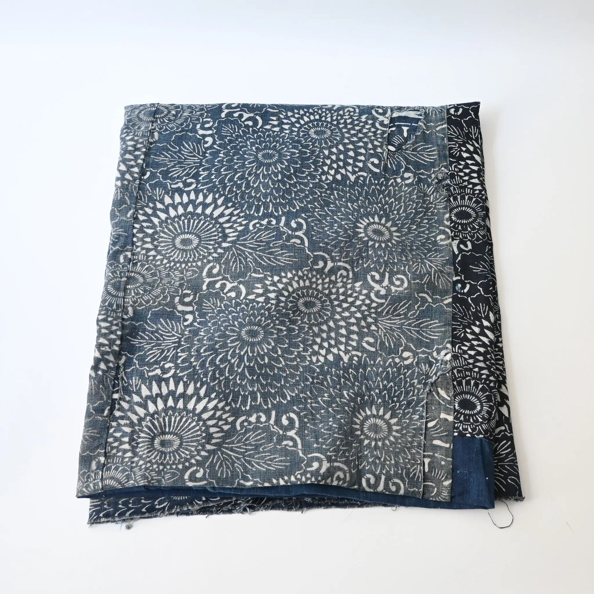 Vintage Japanese indigo Katazome dyed and indigo plain cotton futon cover.