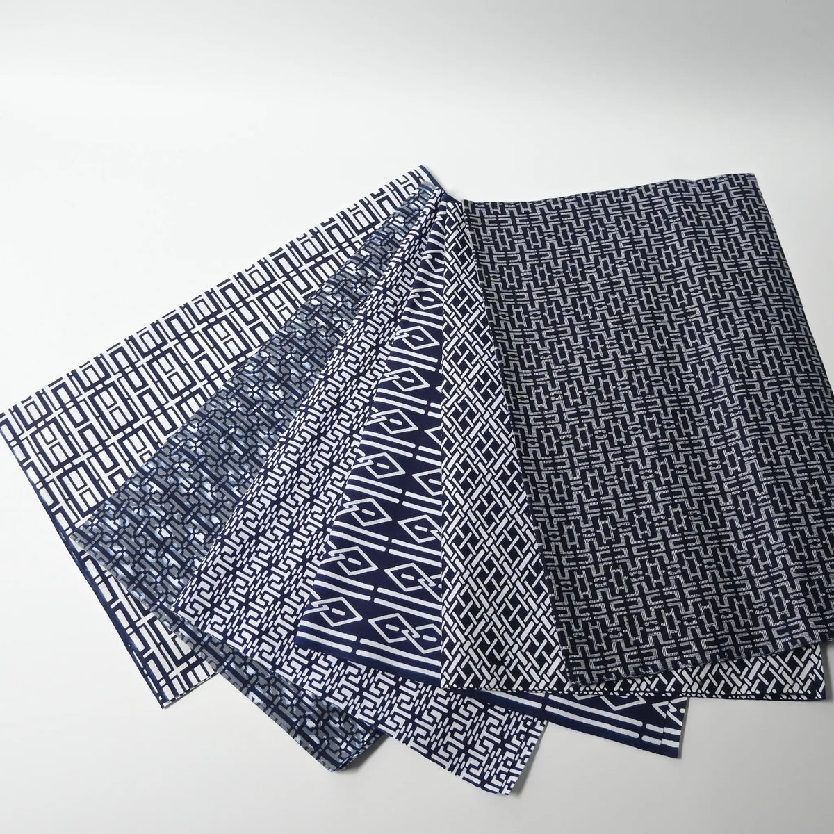 Set of 6 vintage Japanese men's geometric summer casual kimono 'yukata' cotton fabric pieces.