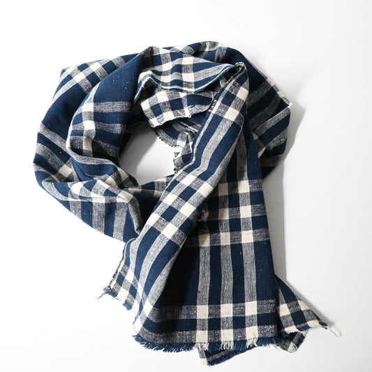 Vintage Japanese hand loomed indigo check cotton futon cover panel, perfect to wear it as a scarf.