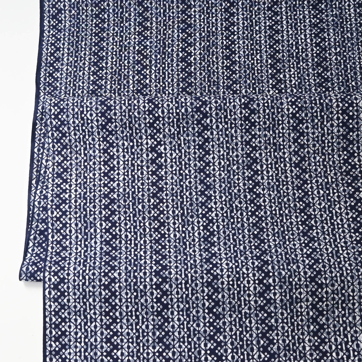 Vintage traditional Japanese men's cotton yukata fabric with geometric pattern.