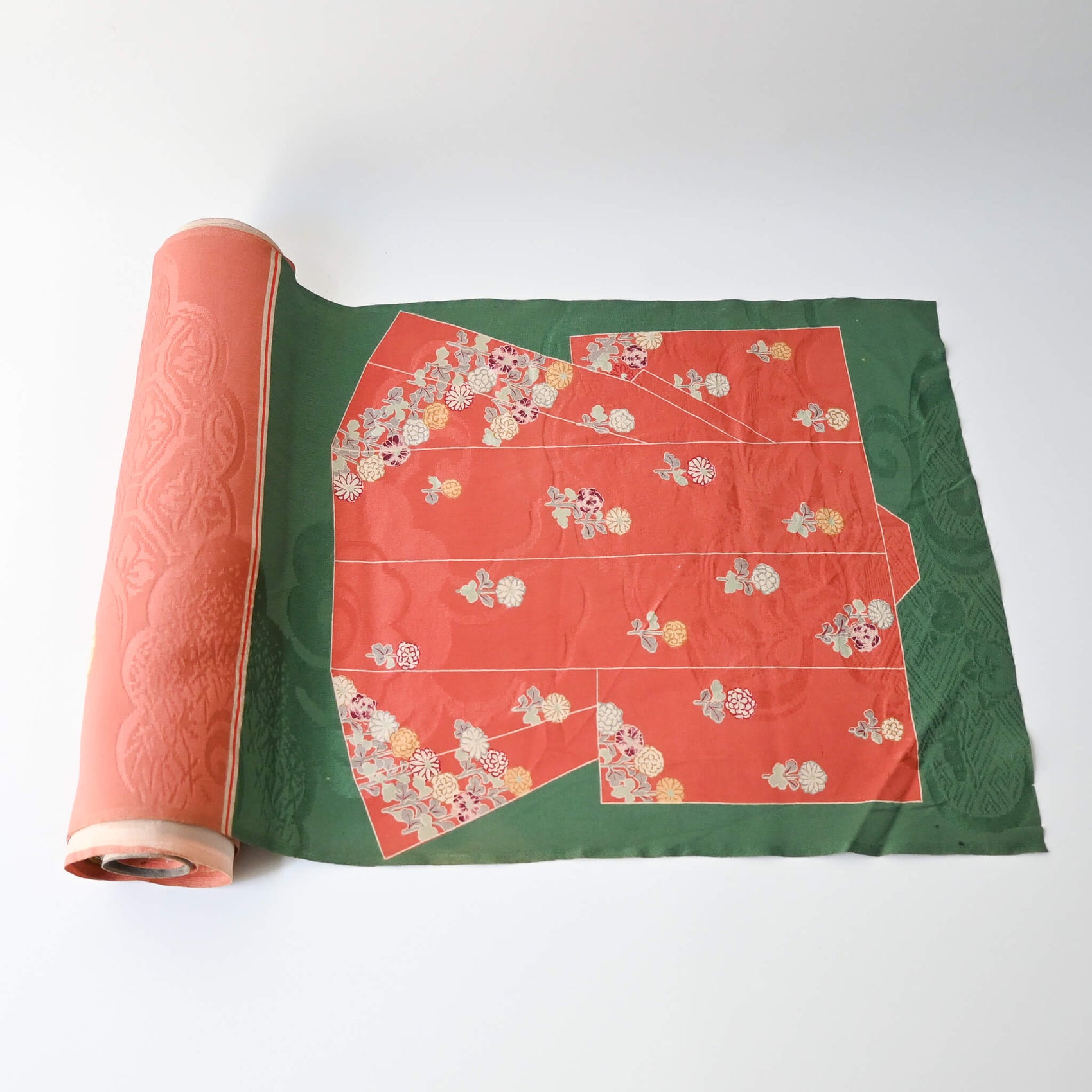 Vintage Japanese women's kimono sample roll Somemihon, Rinzu silk jacquard.