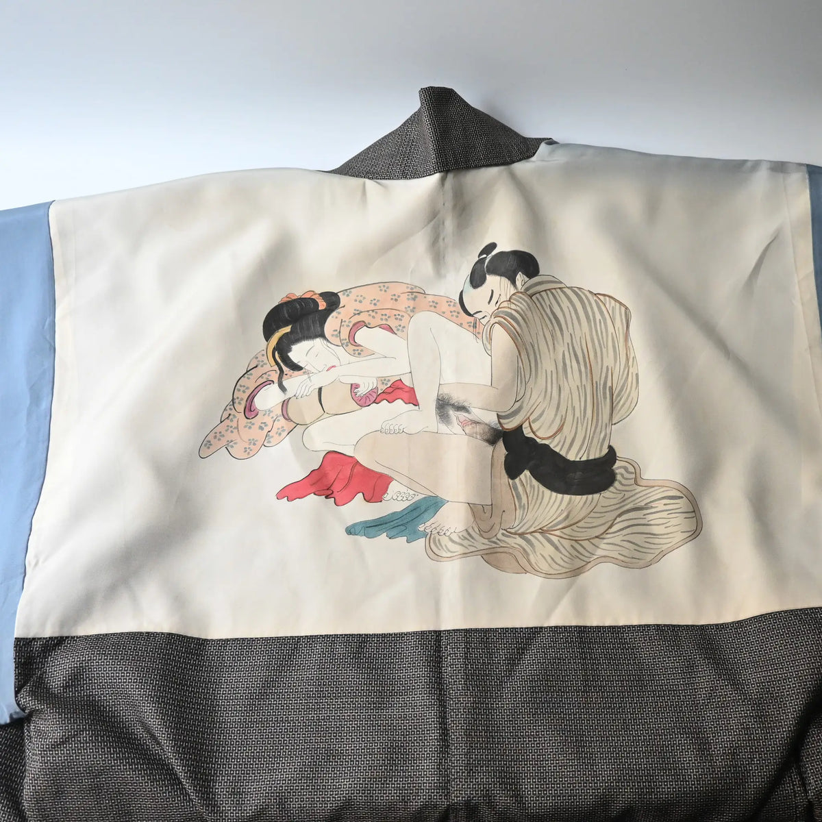 Vintage Japanese men's silk haori with rare hand-painted Shunga on the lining.