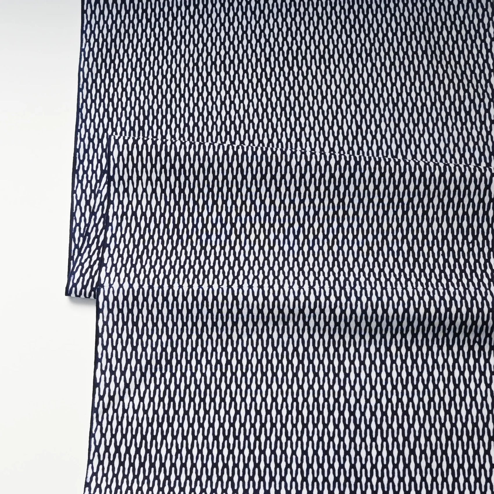 Vintage traditional Japanese yukata cotton fabric sold by the metre.