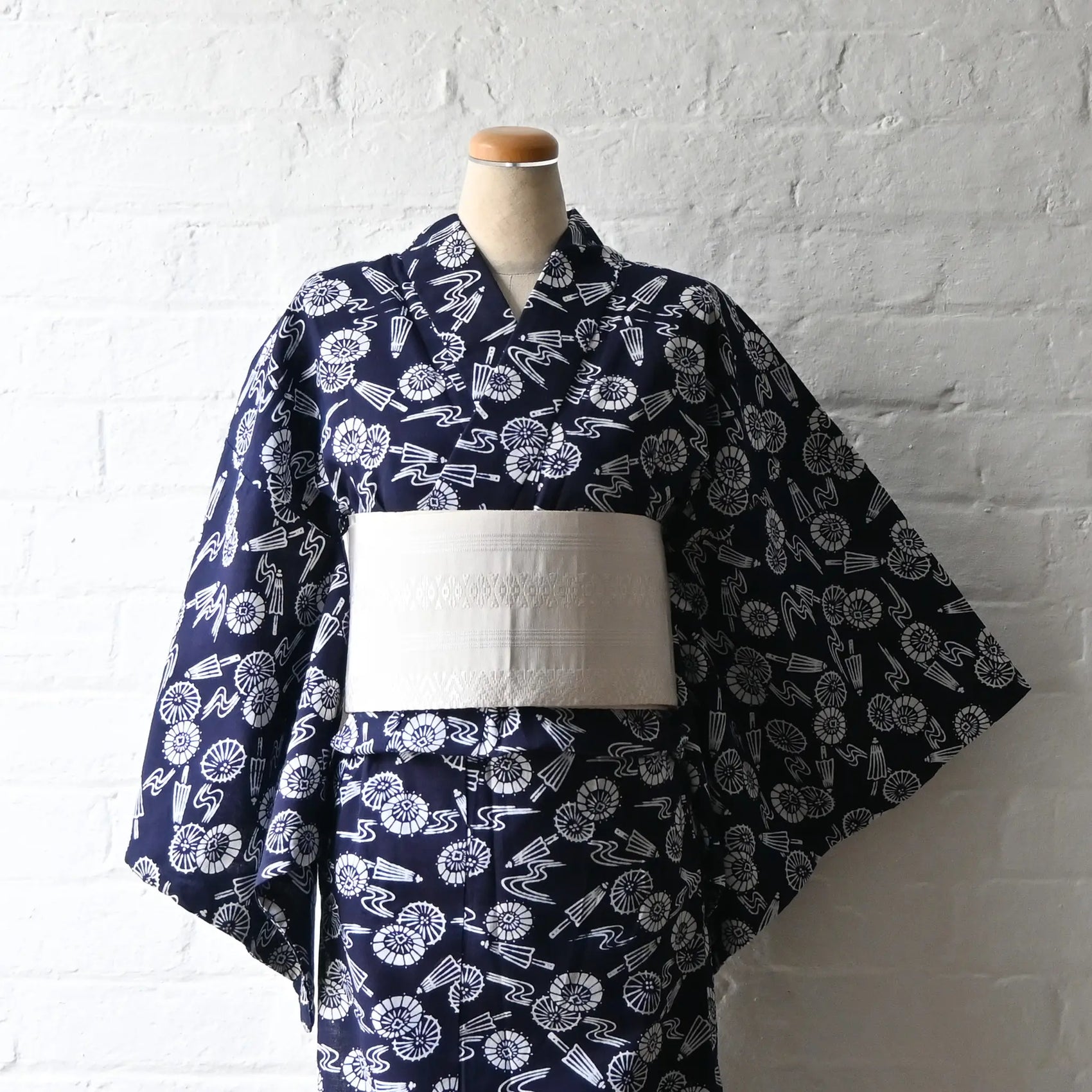 Vintage Japanese women's authentic yukata, Chusen dyed cotton from the late 20th century.